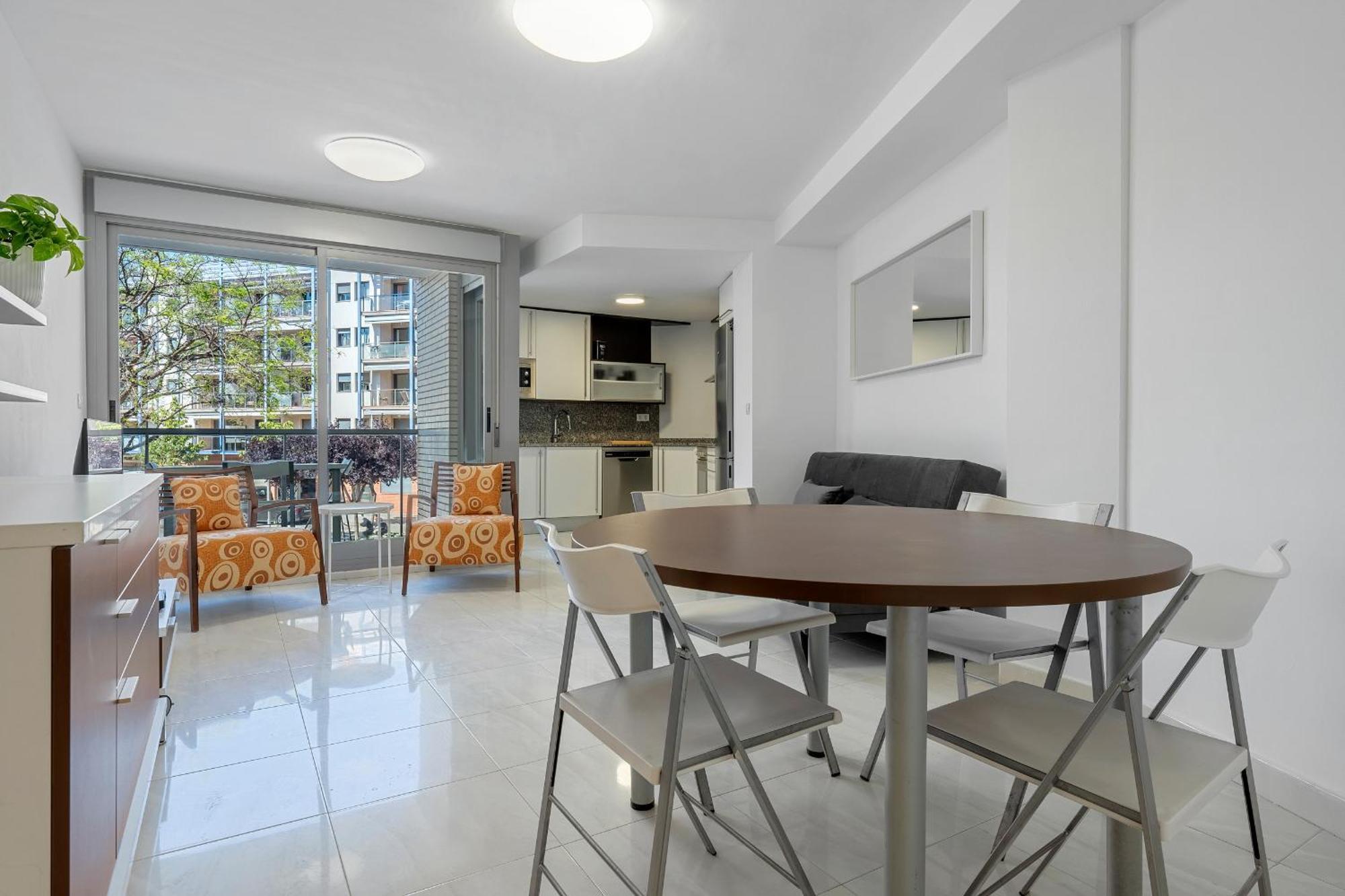 Hauzify I Apartament Mestral Cambrils Exteriör bild